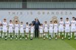 🏆皇马本赛季13支梯队夺冠！弗洛伦蒂诺与各梯队会面合影